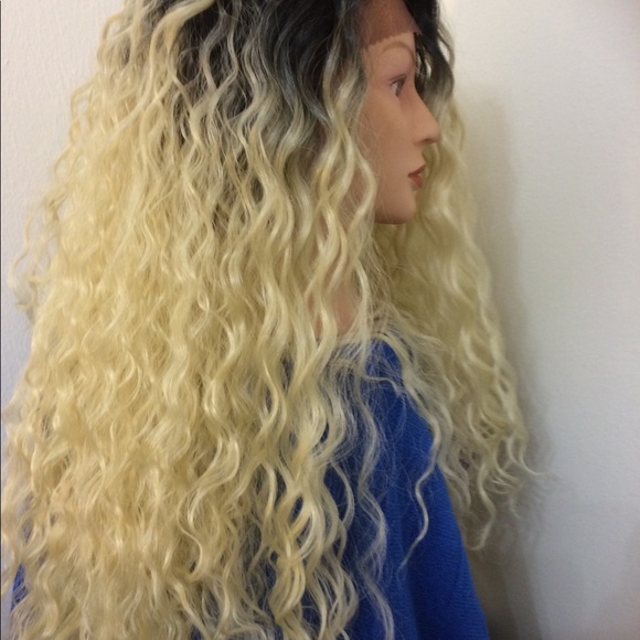 Lace front wig blonde ombré - Picture 2 of 5